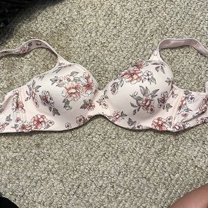 38 D floral bra